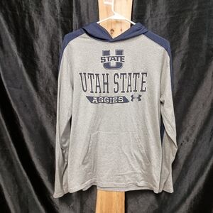 Grey under armor Long sleeve Utah State University pull over hoodie size medium